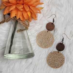 Boho round leather and wood lightweight cut out drop earrings NWOT
